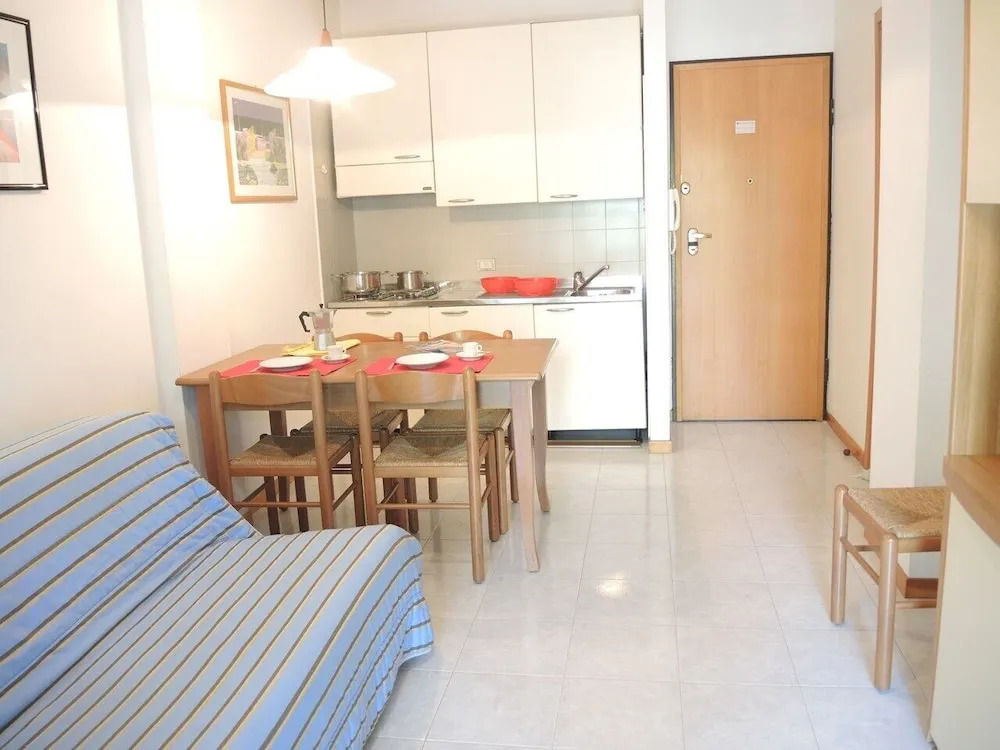 Flat in Residence With Swimming Pool and Balcony