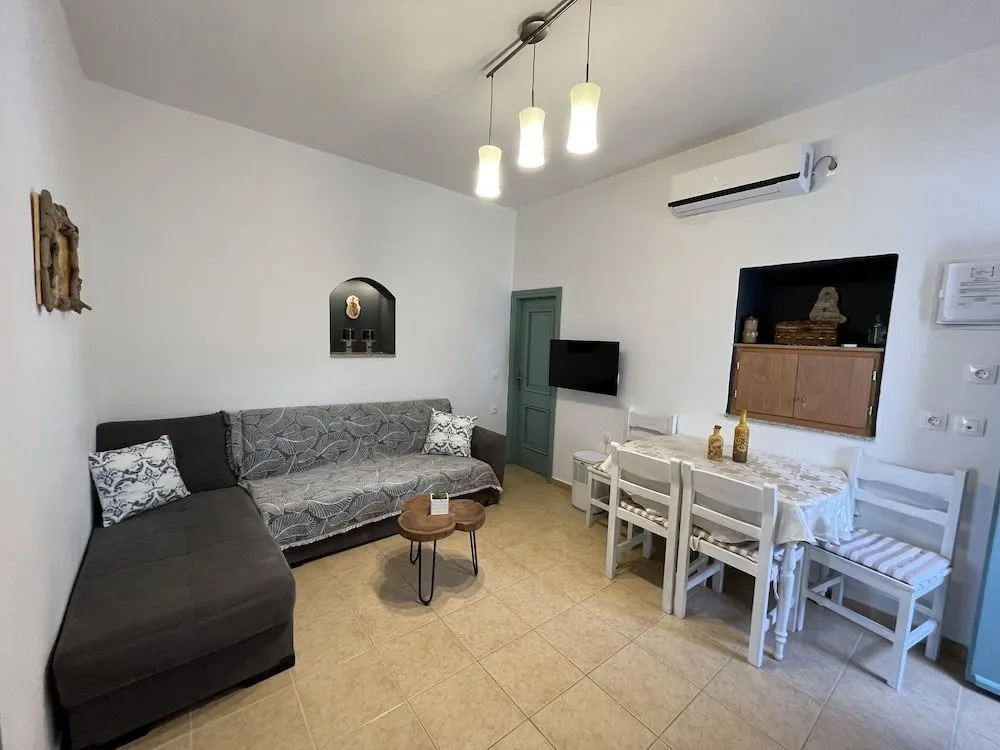 Villa Sertis Santorini