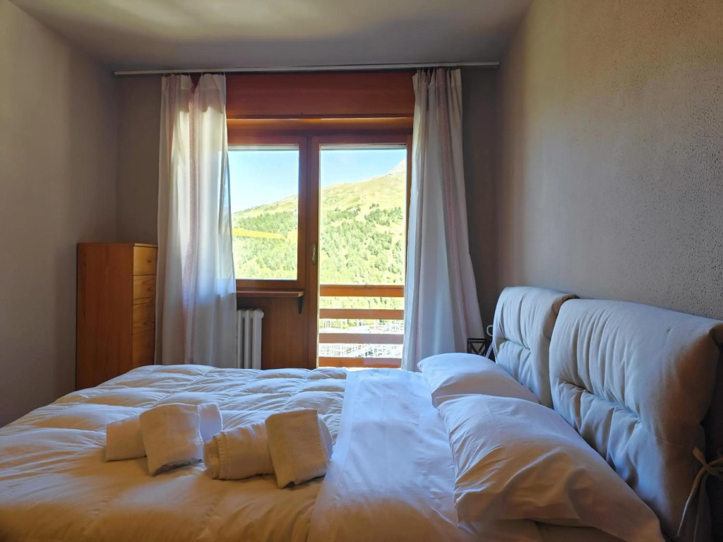 Hostdomus - Color Apartment