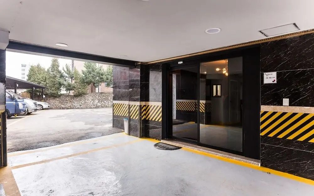 Yangpyeong River House