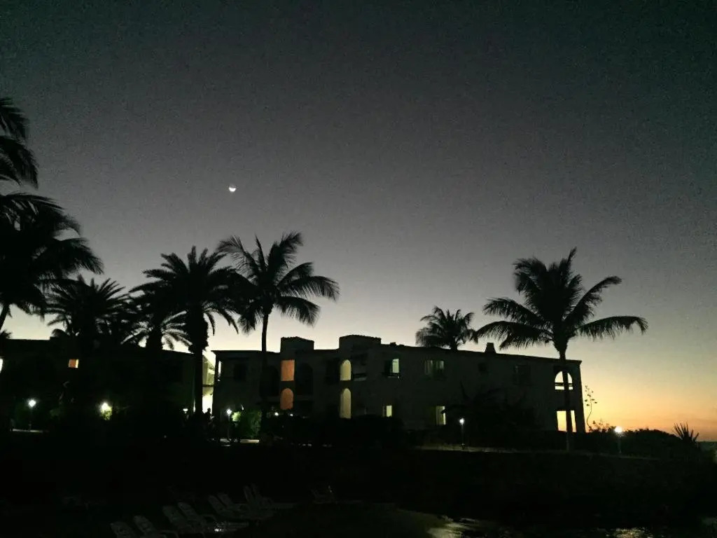 Northshore Seaside Suites