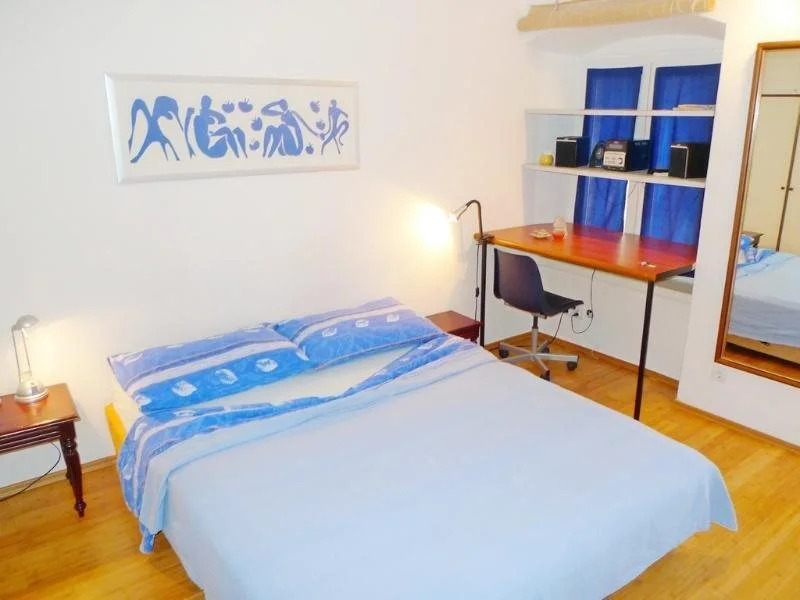Apartments Kula