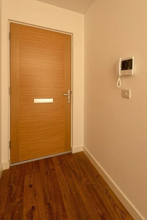 Roomy Comfortable Apartment