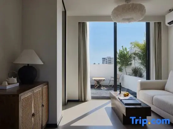 Manyu·Slow Life Net Red Designer Homestay (Sanya West Island Branch)