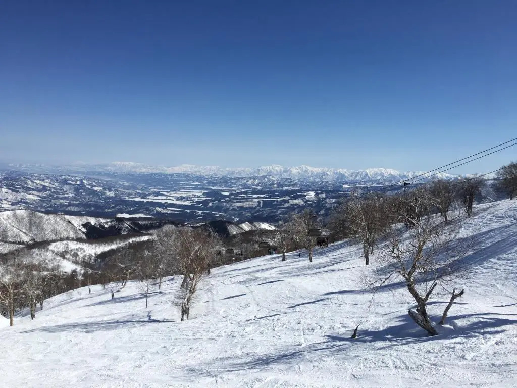 Nozawa Onsen BASECAMP