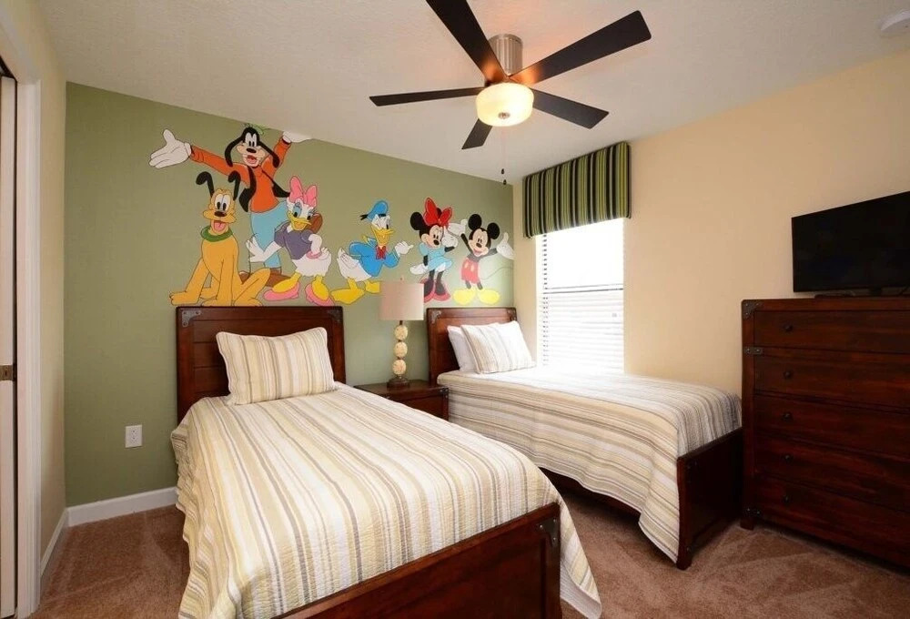 Beautiful Spacious Vacation Villa, Bbq Grill4902cg 6 Bedroom Home by Redawning