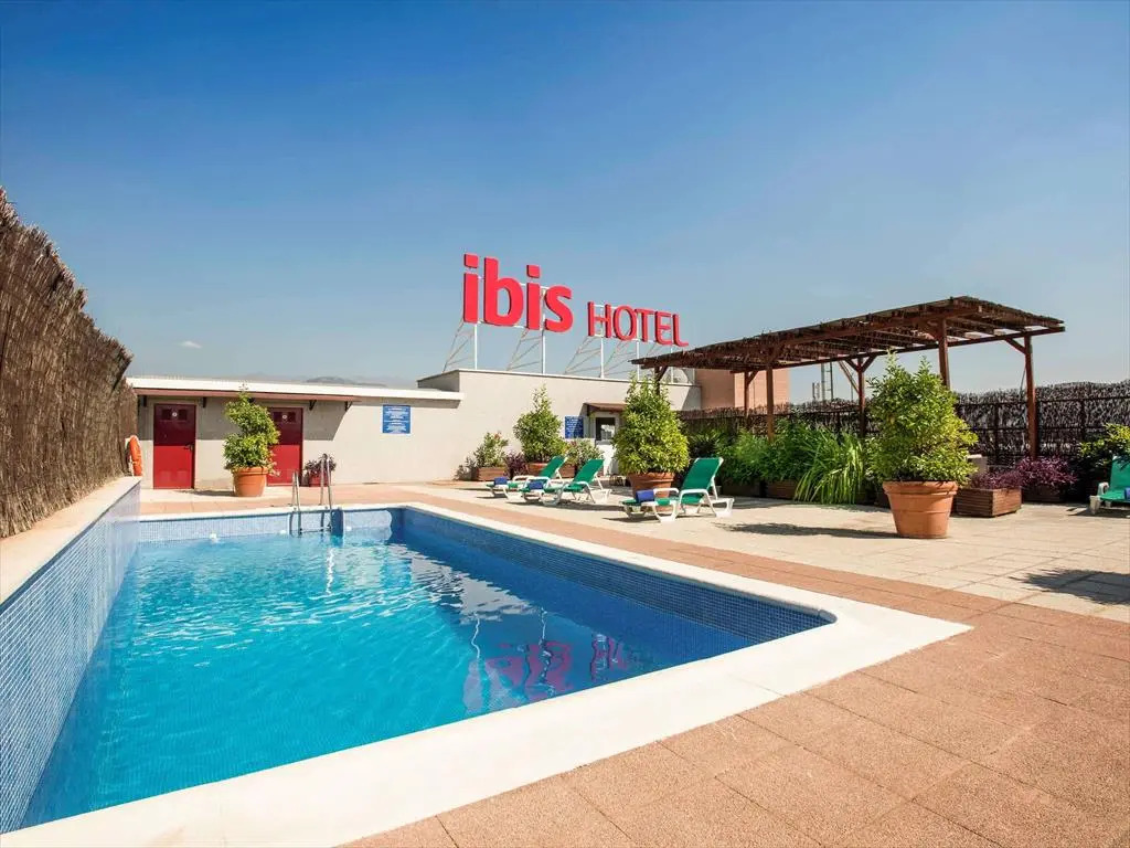 Ibis Granada