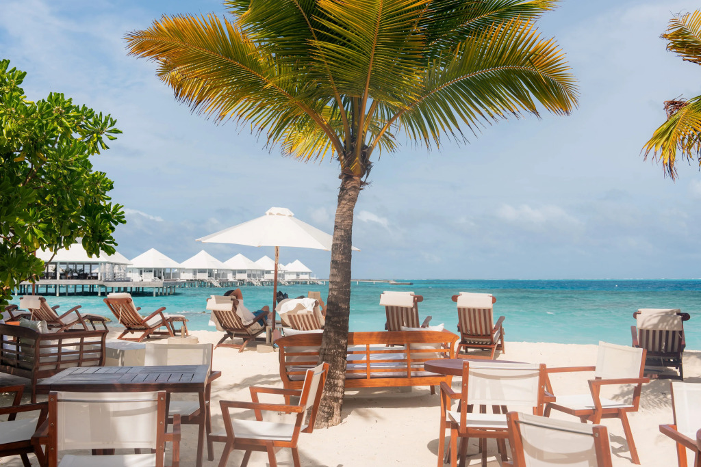 Diamonds Thudufushi Maldives Resort & Spa
