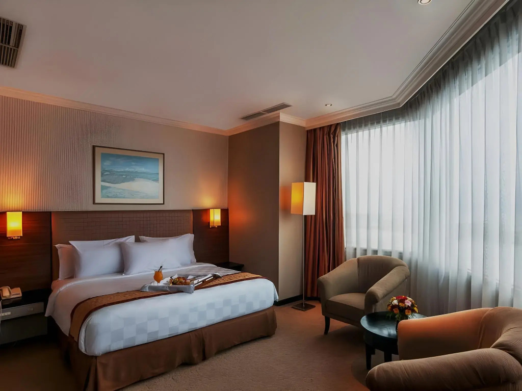 Almadera Hotel Makassar