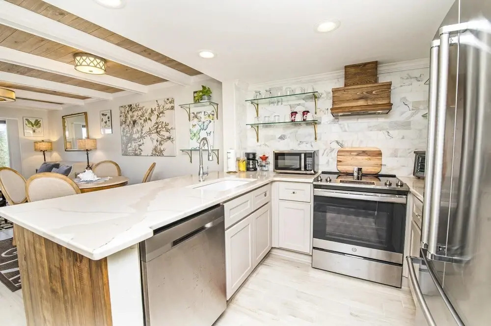 8114 Ocean Front 1st Floor