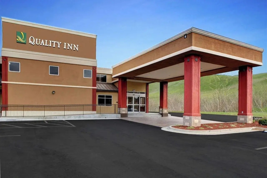 Quality Inn Asheville Downtown Tunnel Rd