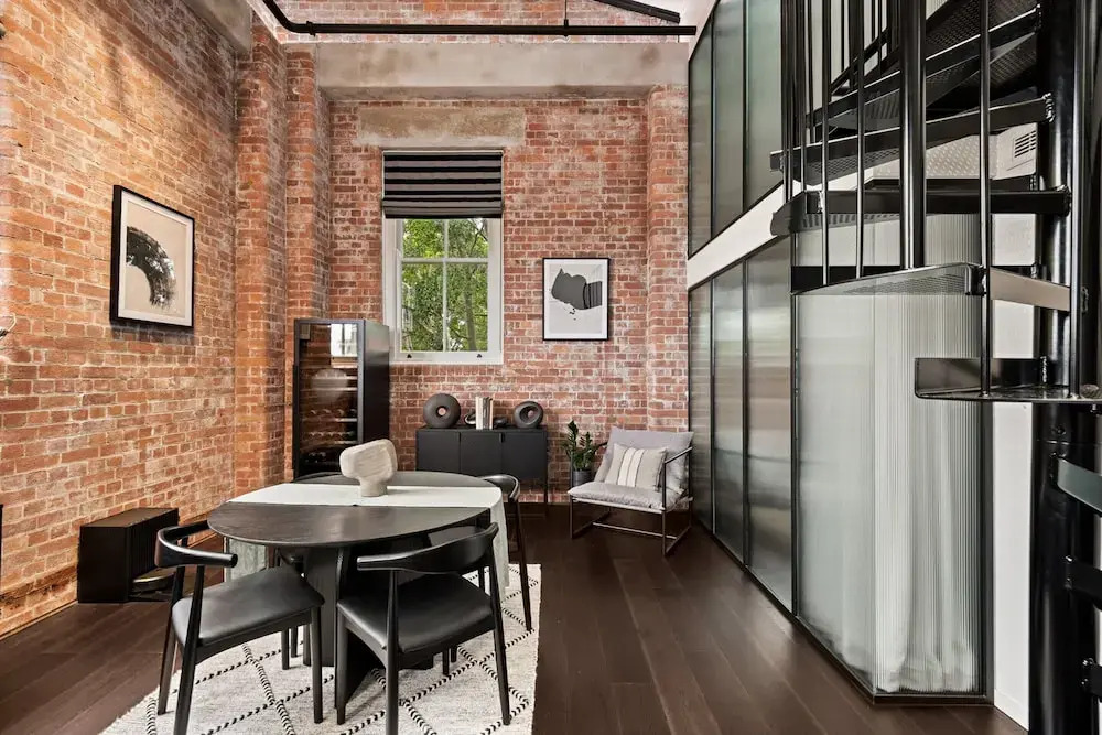 Stylish Riverside 2-bedroom Apartment in Teneriffe