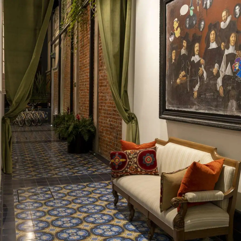 Roso Guest House