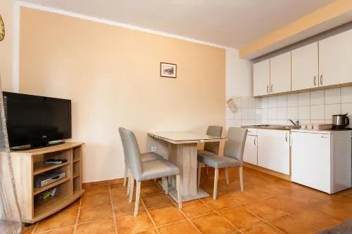 Apartments Zdravka