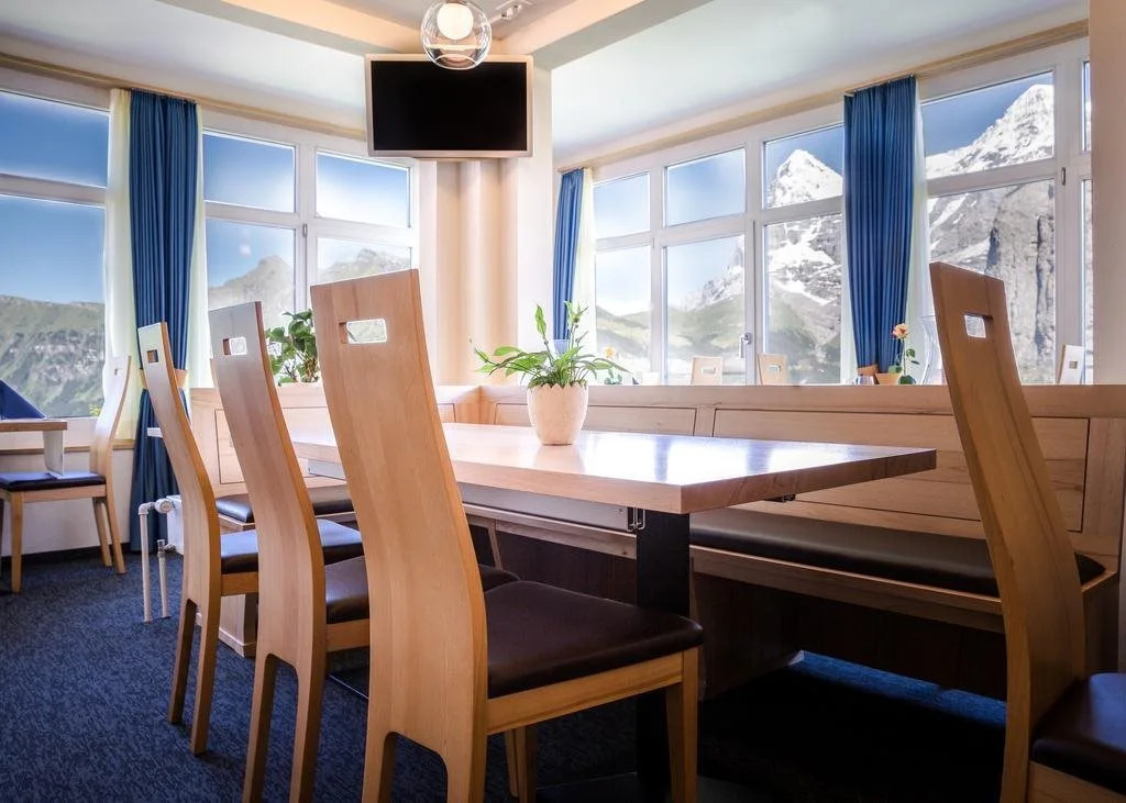 Hotel Alpina