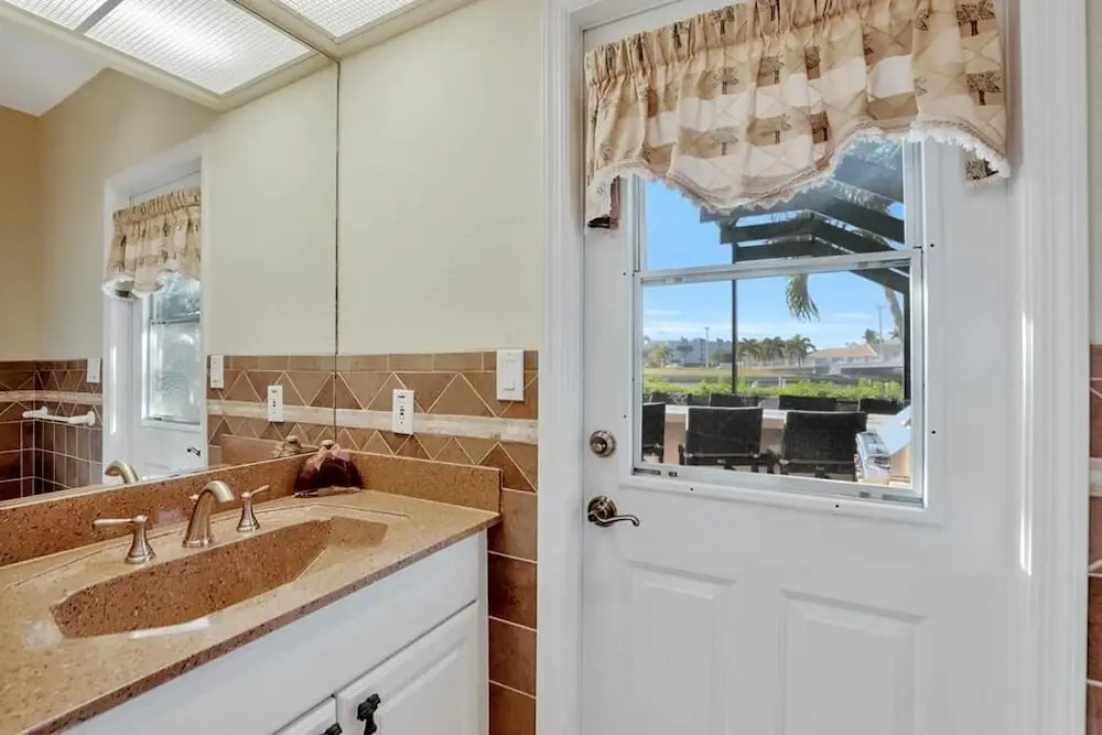 Juniper Ct. 939 Marco Island Vacation Rental 4 Bedroom Home