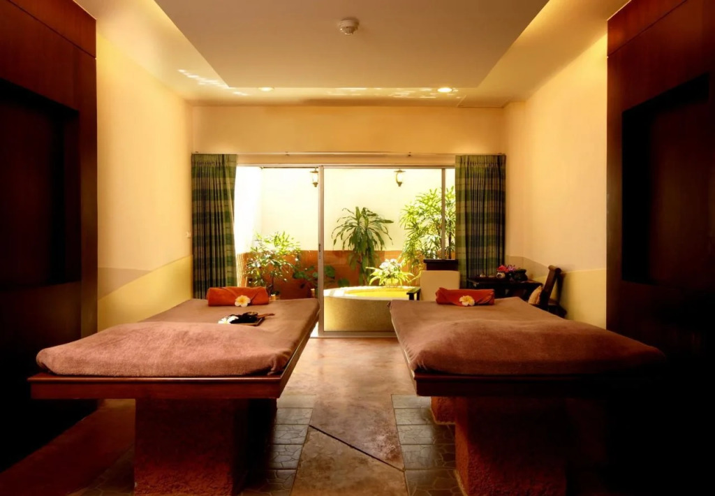 Golden Pine Beach Resort