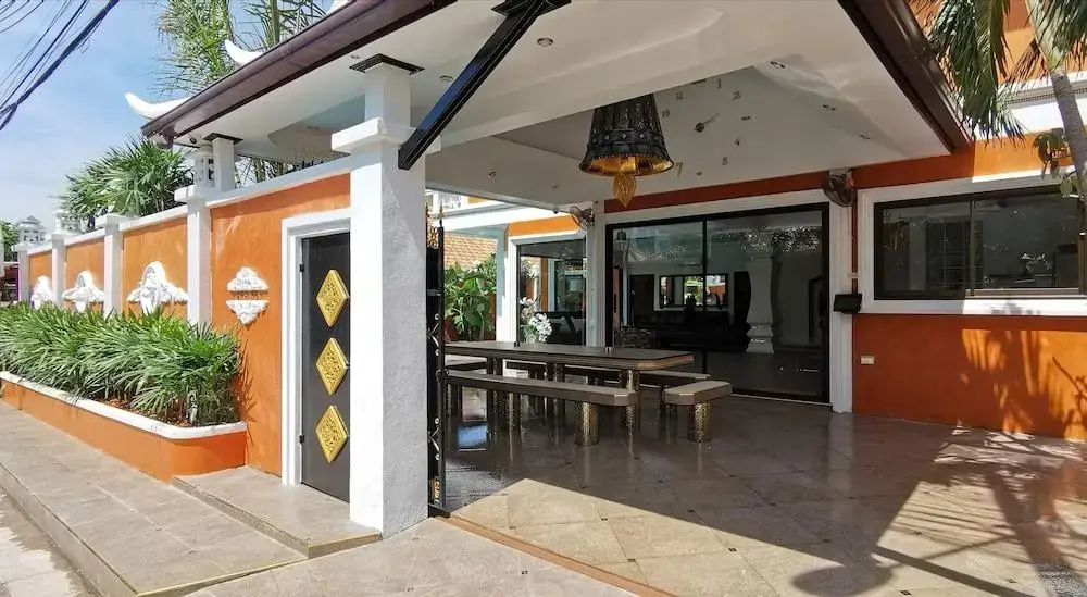 GOLDLAND Luxury Pool Villa Pattaya Walking Street 8 Bedrooms