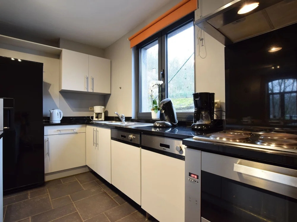Spacious Durbuy group stay