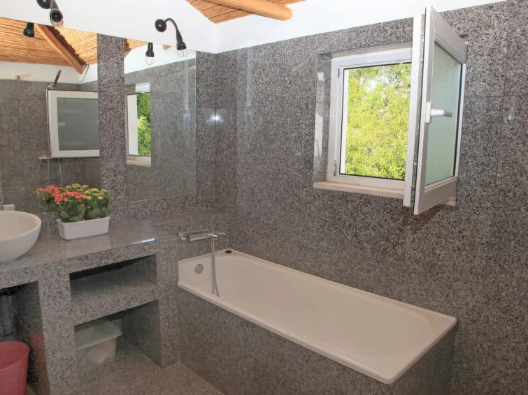 Holiday Home Quinta De Santa Teresinha