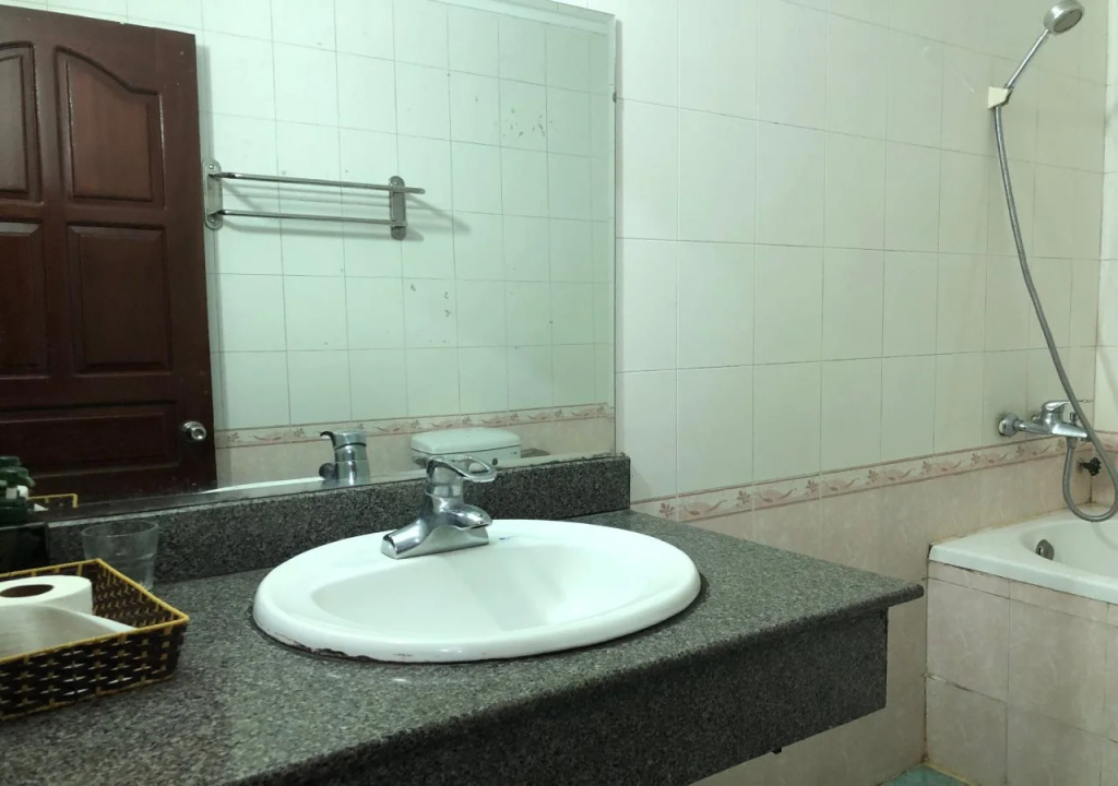 Thong Nhat 2 Hotel