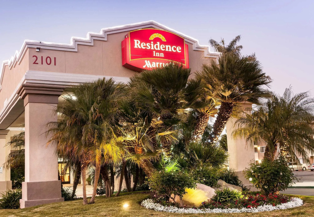Staybridge Suites Oxnard - River Ridge by IHG
