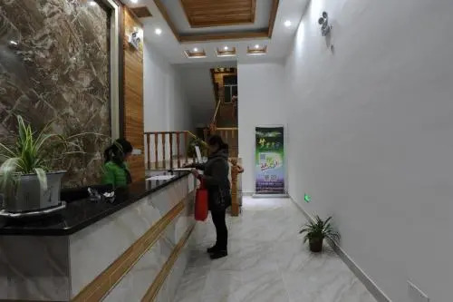 Huishu Renjia Inn