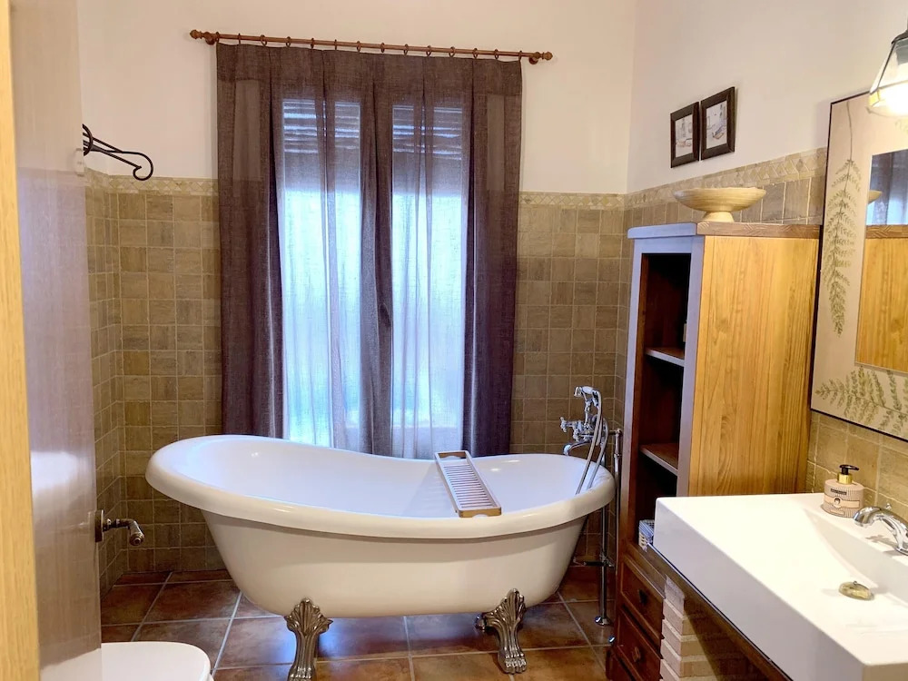 House with 4 Bedrooms in Mota Del Cuervo, with Wonderful City View, Private Pool And Enclosed Garden