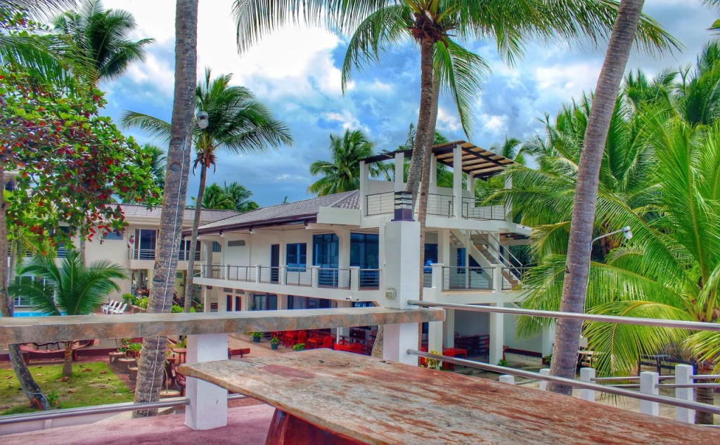 Costa Palawan Resort
