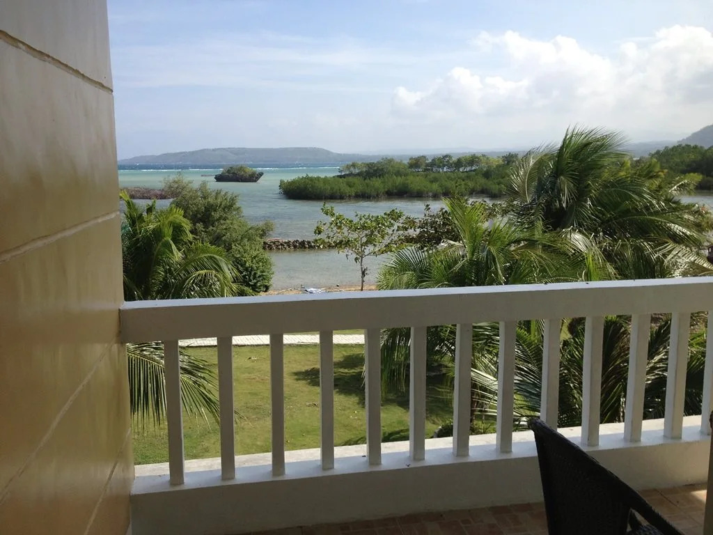 Moalboal Beach Resort