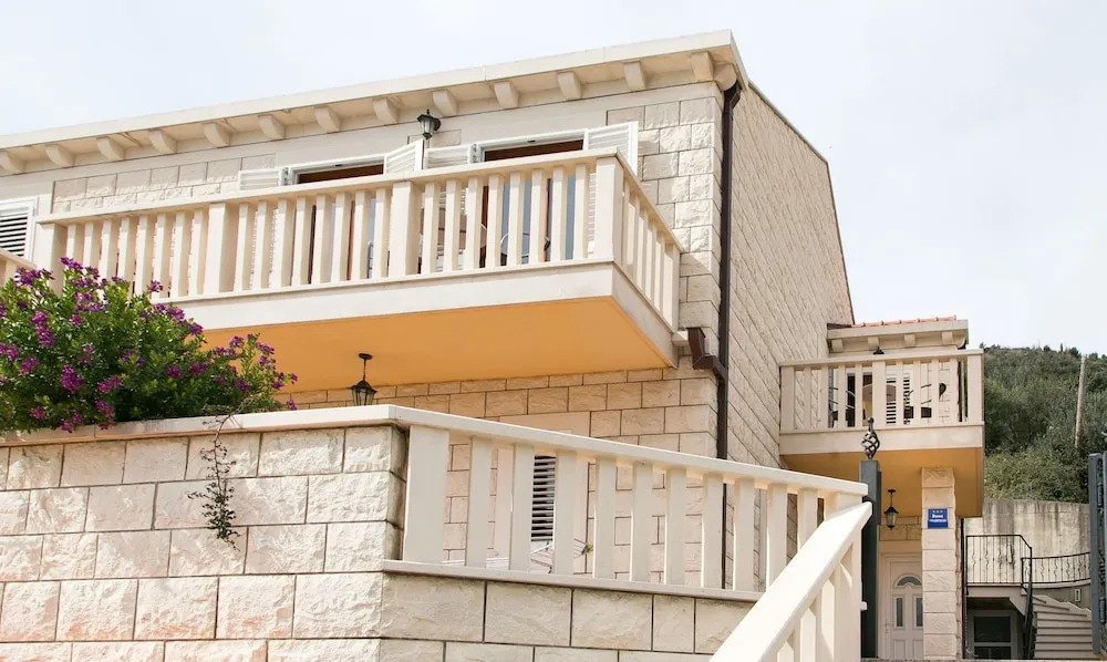 Apartments Zaton Bay