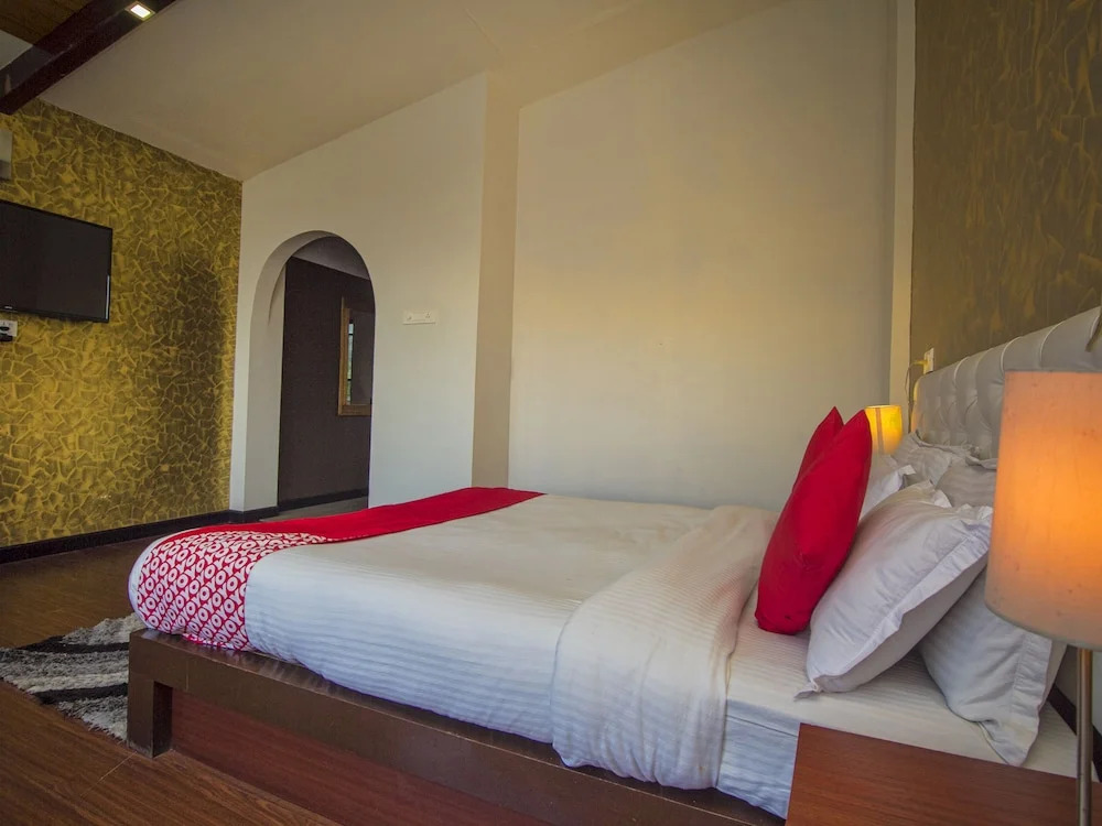 Capital O 23718 Sood Garden Retreat