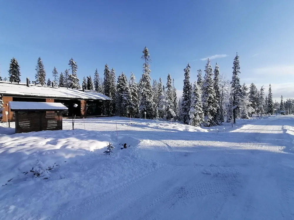 Rukantrio Apartments