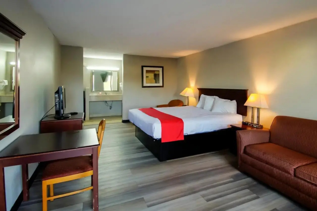 Super 8 Washington/greenville Area