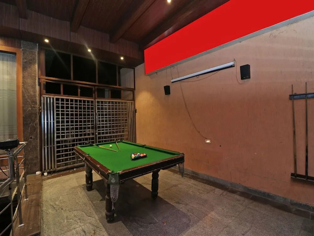 OYO 1125 Hotel City Point