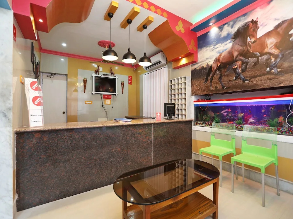 OYO 14868 Hotel Priyadarshini