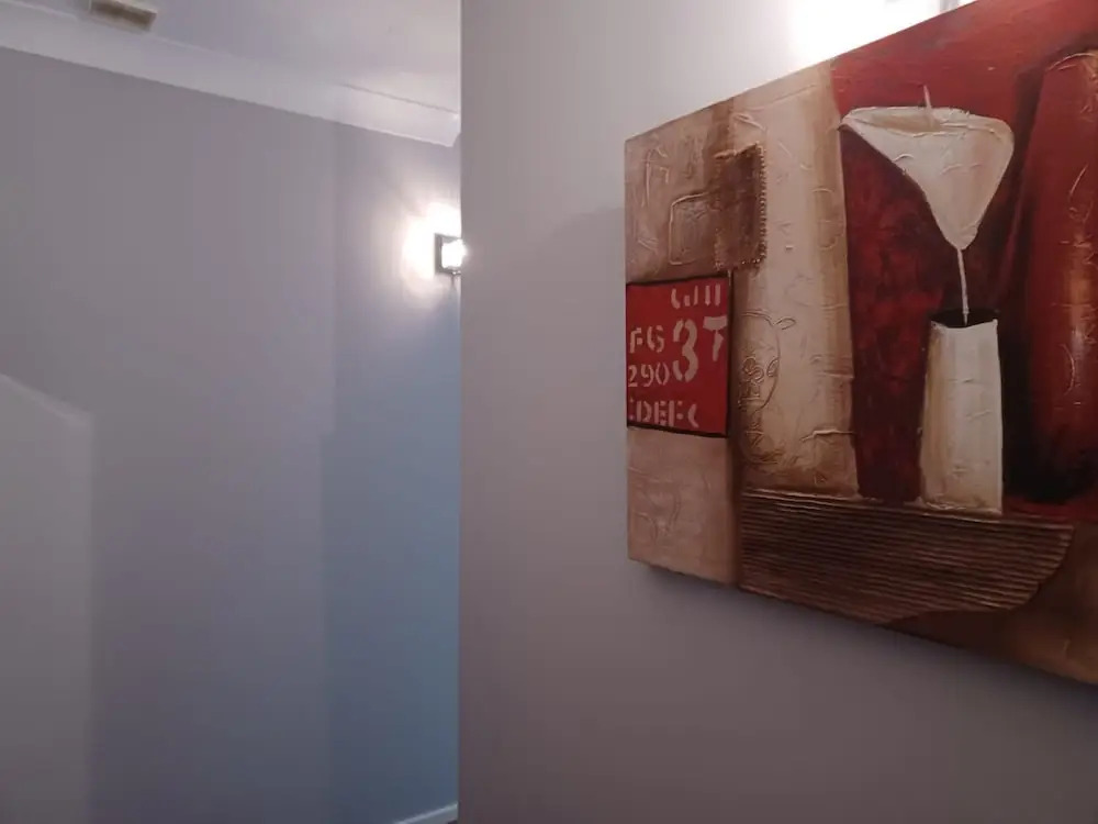 Red Door Malt - Huku kwetu