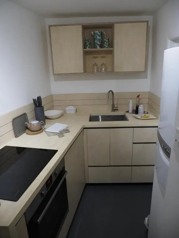 Montys Accommodation