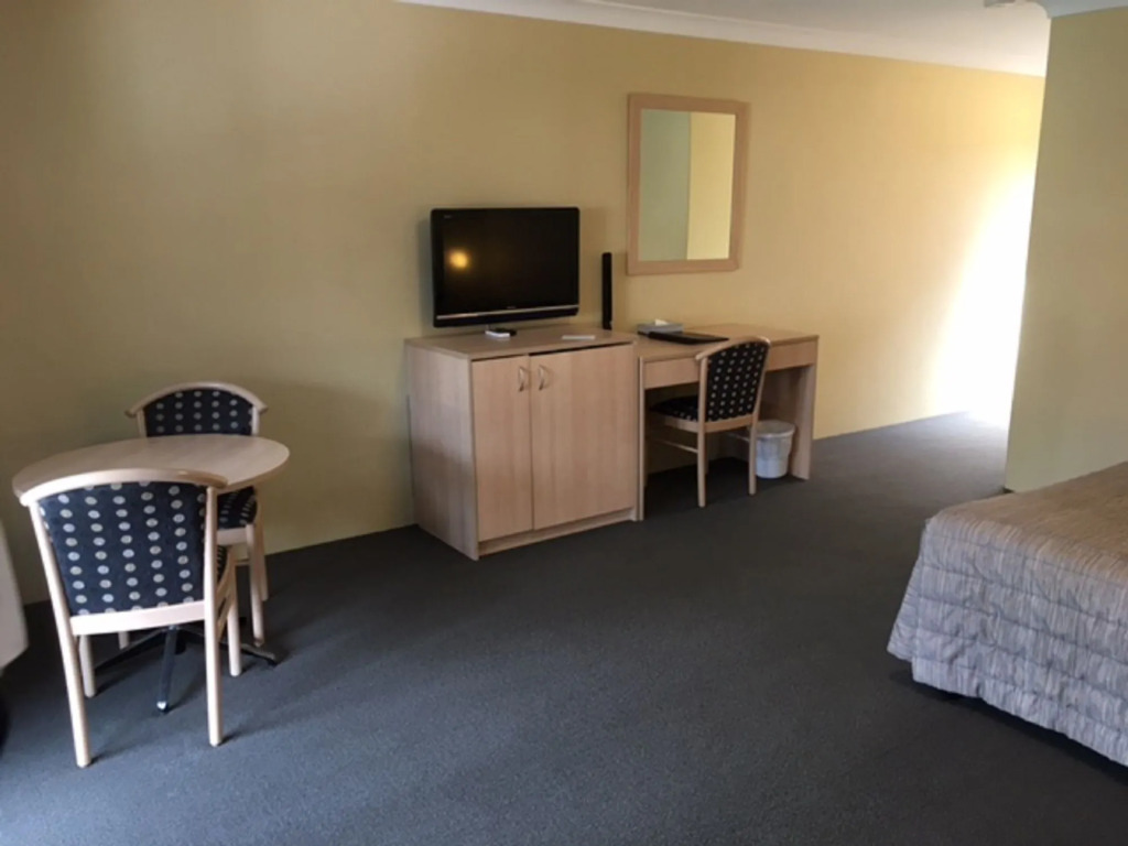Maclin Lodge Motel