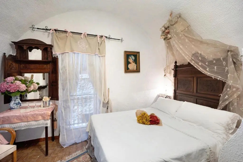 Le Petit Chateau