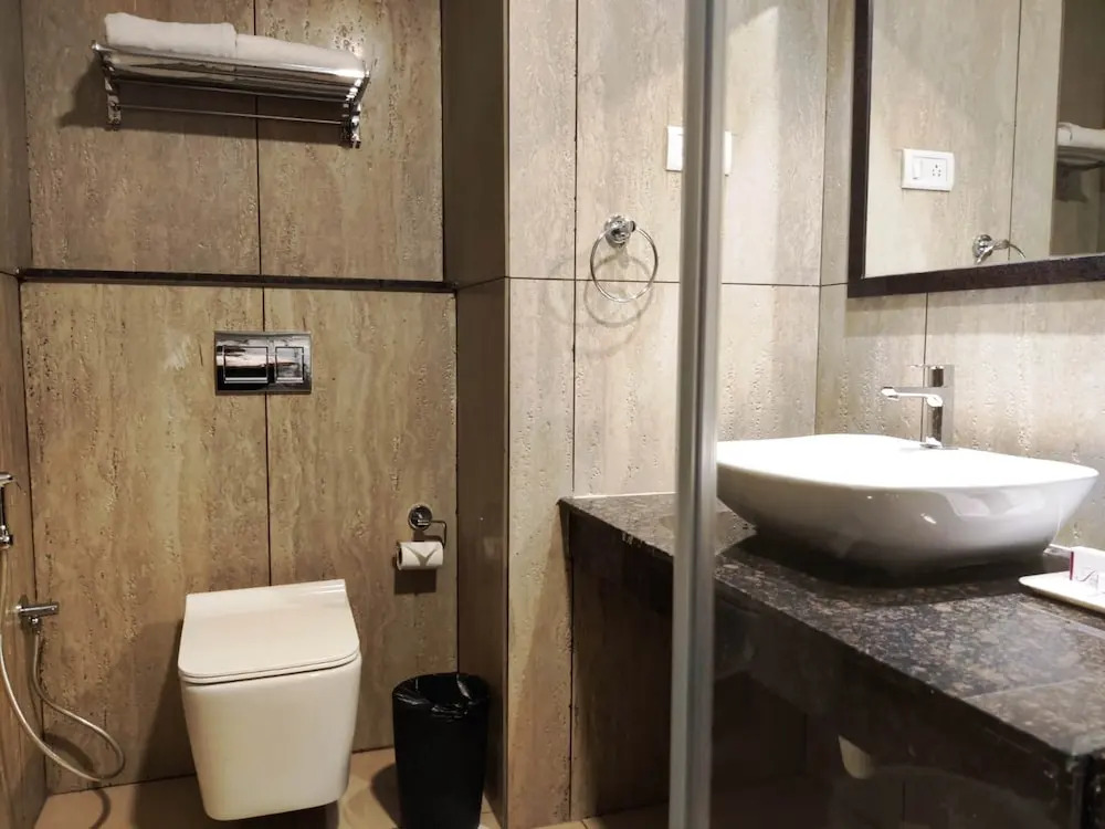 Mermaid Resort Kelambakkam