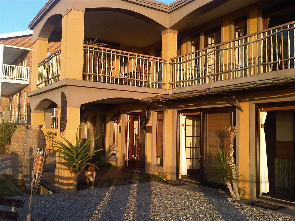 Umnenge Lodge & Charters