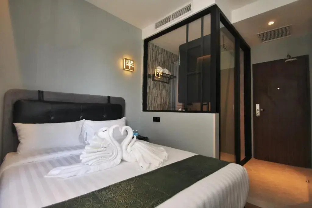 The Seraya Hotel