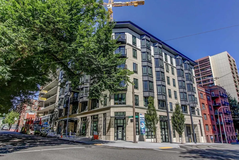 Pelicanstay at Portland University