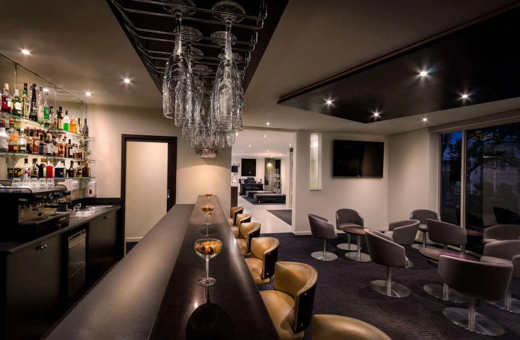 BEST WESTERN PLUS Travel Inn
