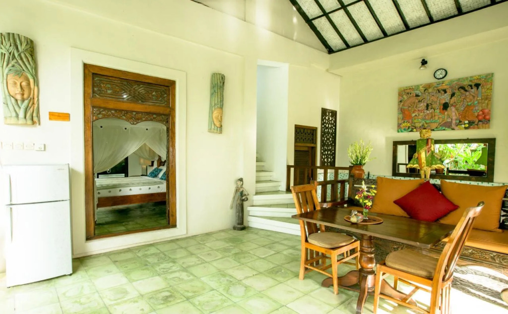Gusde House Villas
