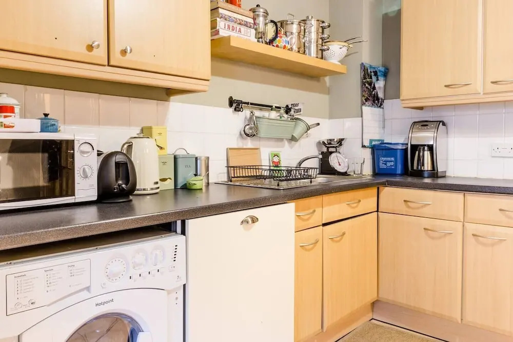 Elegant 2 Br Apartment in W/Garden, Fits 6