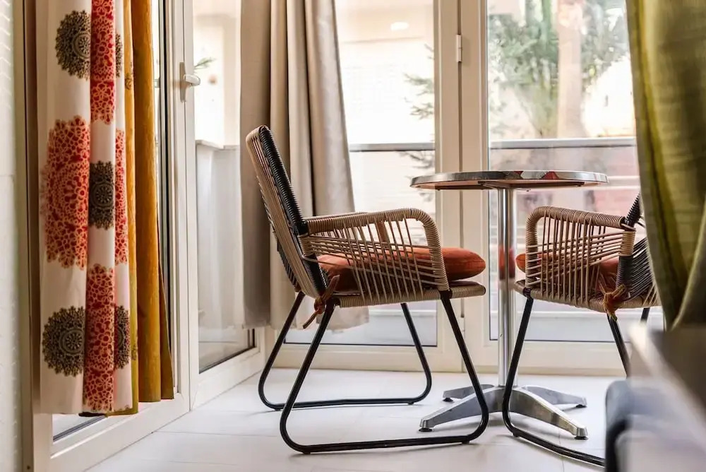 Stylish Apartment by the Beach Free Parking