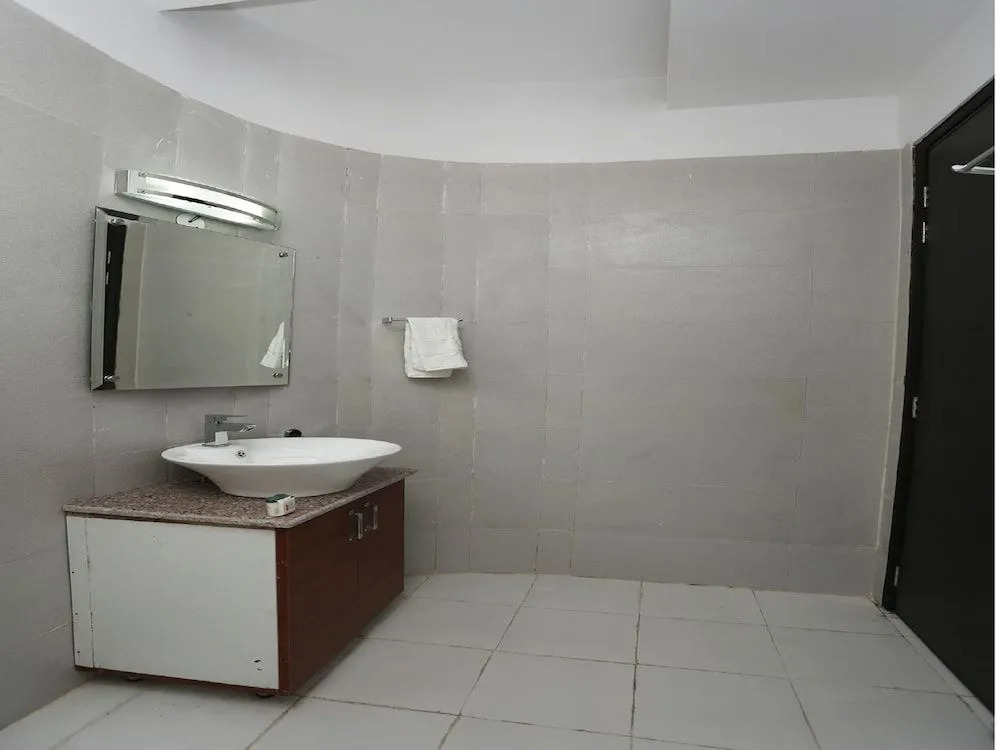 OYO 27674 Dhairya Residency