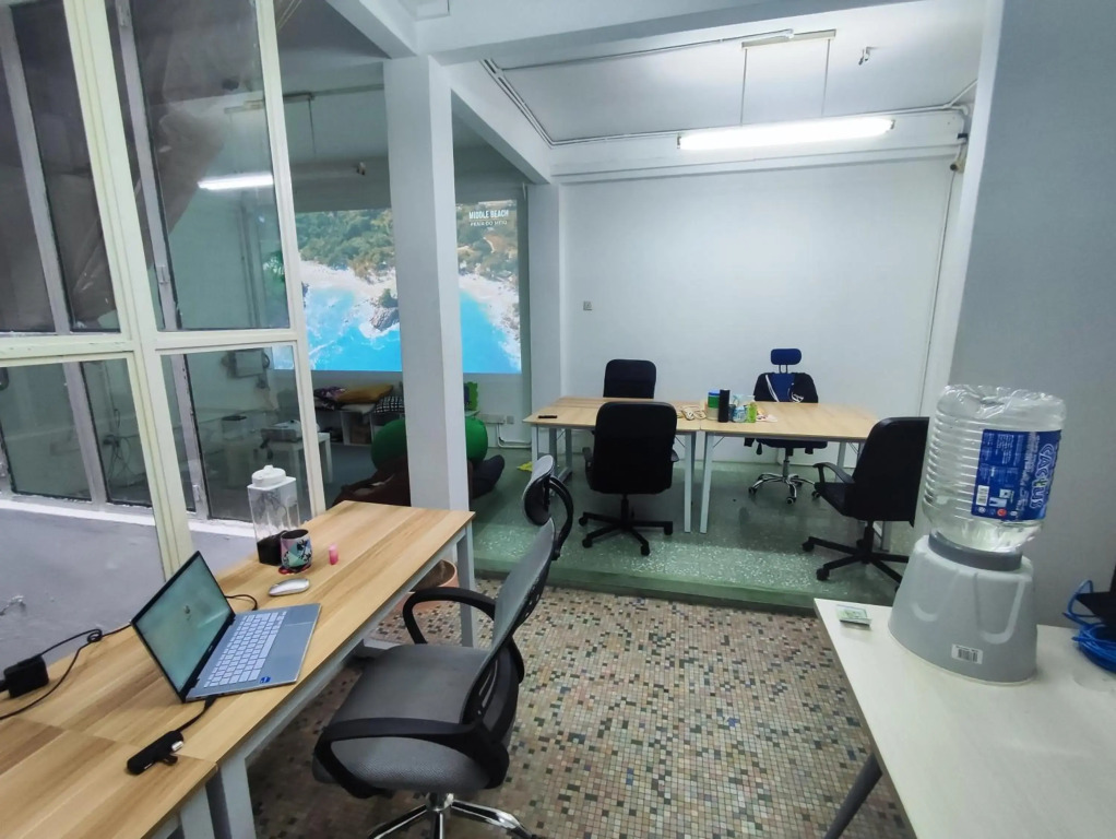 Digital Nomad House KL Bukit Bintang - 24&7 Coworking Access Included